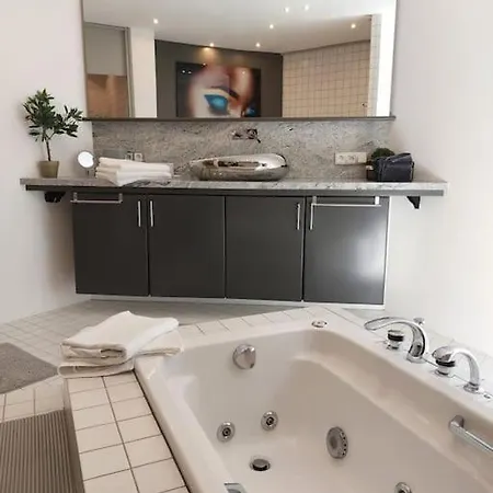 Luxury Guest 170qm Im Luft-kurort Mit Sauna Μπενσχάιμ
